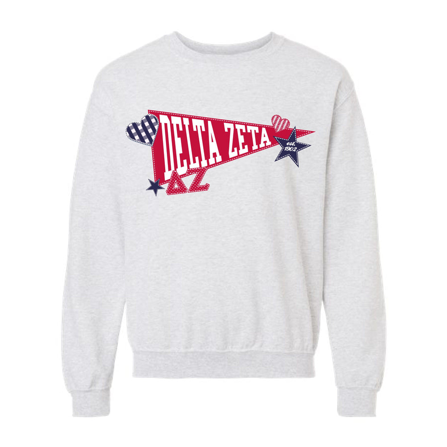 Ali & Ariel Pennant Crewneck Delta Zeta / Medium